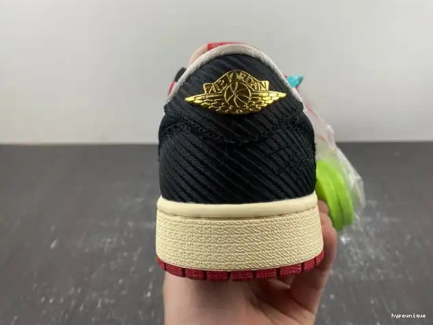 HYPE Room Low x 1 FN0432-017 Trophy Air Jordan OG Home 0622